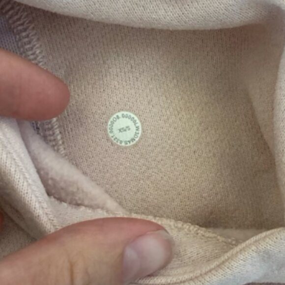 Lululemon Scuba Hoodie - Picture 4 of 6